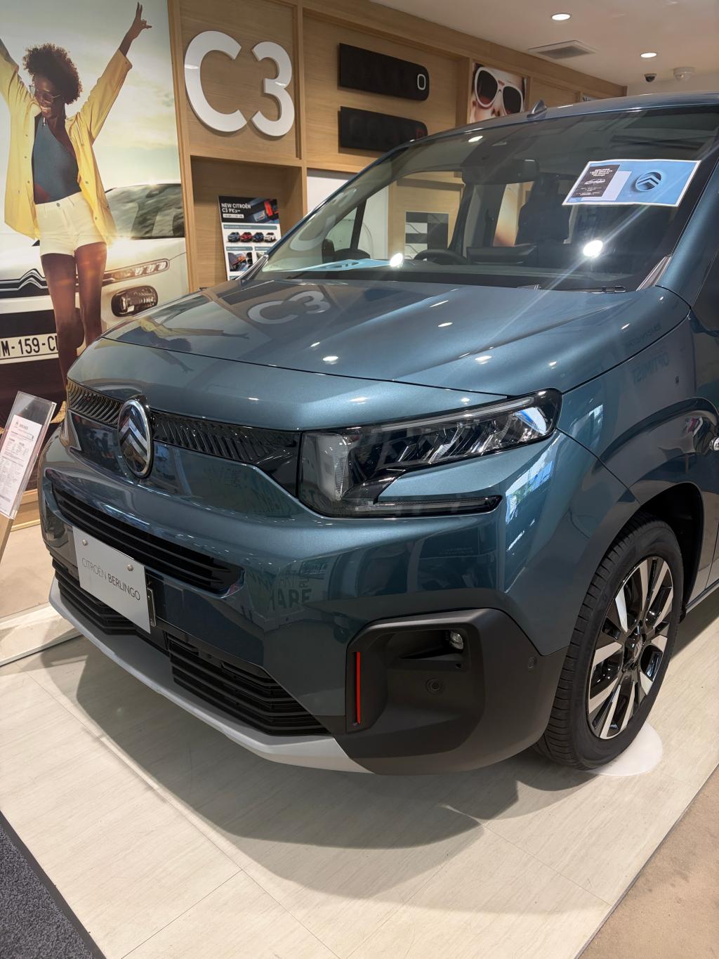  BERLINGO LONG MAX XTR  Grip Control Package 展示中です！